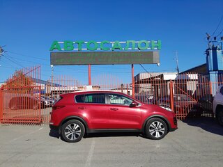 2018 Kia Sportage IV Рестайлинг, красный, 1858000 рублей, вид 3