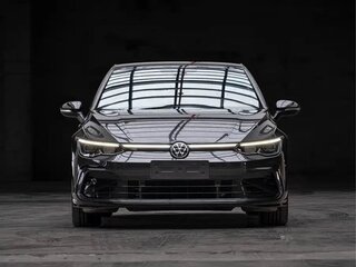 2022 Volkswagen Golf VIII, чёрный, 2037000 рублей, вид 5
