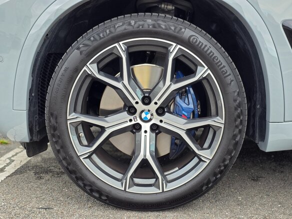 2026 BMW X5 30d IV (G05/G18) Рестайлинг, серый, 12790017 рублей - вид 17