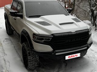 2023 Ram 1500 Crew Cab eTorque V, белый, 16800000 рублей, вид 4