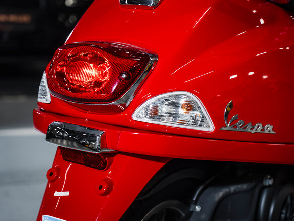 2025 Vespa LXV 125, красный, 500000 рублей - вид 21