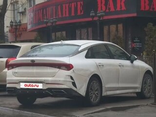 2020 Kia K5 III, белый, 1900000 рублей, вид 4