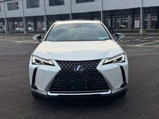 2022 Lexus UX 300e I, белый, 2280000 рублей, вид 2