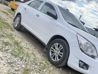2020 Chevrolet Cobalt II Рестайлинг, серый, 700000 рублей, вид 3