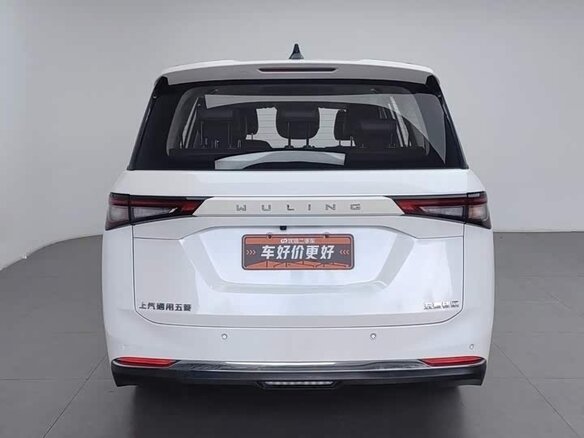 2022 Wuling Jiachen, белый, 1000000 рублей - вид 3