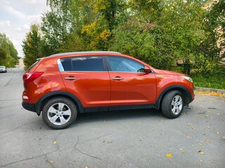 2013 Kia Sportage III, оранжевый, 1300000 рублей, вид 2