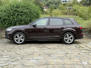 2021 Audi Q7 45 TDI II (4M) Рестайлинг, коричневый, 6850000 рублей, вид 2
