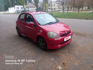 2001 Toyota Vitz I (P10), пурпурный, 350000 рублей, вид 2