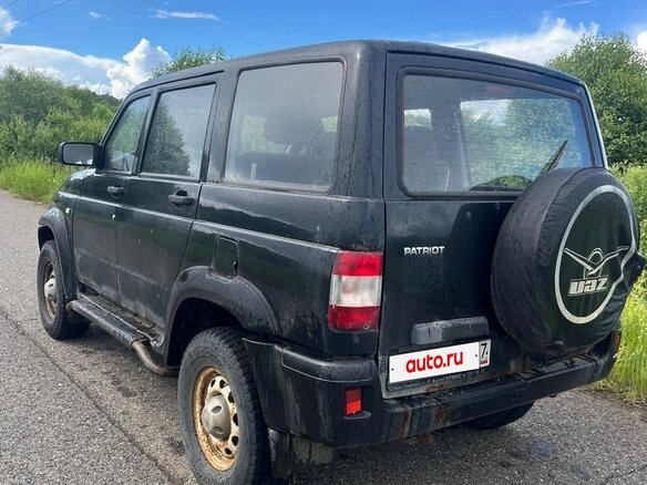 2011 УАЗ Патриот 3163 I, чёрный, 650000 рублей - вид 3