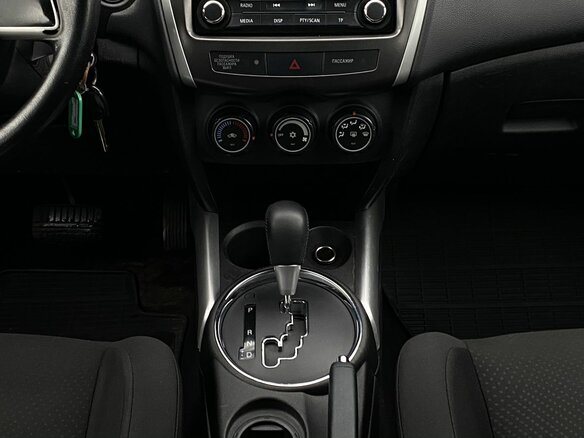 2013 Mitsubishi ASX I, серебристый, 619000 рублей - вид 12
