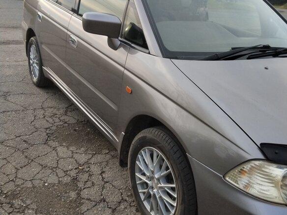 2001 Honda Odyssey II Рестайлинг, серый, 600000 рублей - вид 2