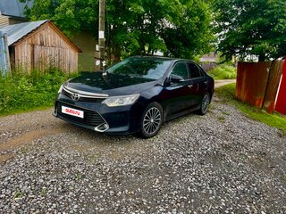 2014 Toyota Camry VII (XV50) Рестайлинг, чёрный, 1900000 рублей, вид 3