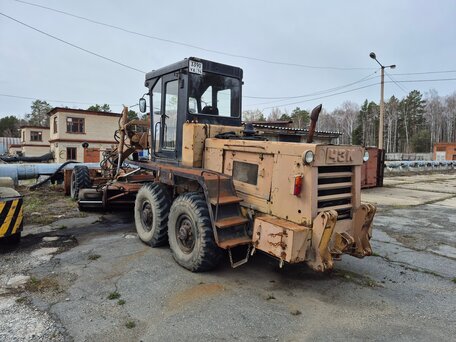 1997 ЧСДМ Автогрейдеры, жёлтый, 440000 рублей, вид 1