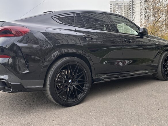 2021 BMW X6 30d III (G06), чёрный, 10700000 рублей - вид 7