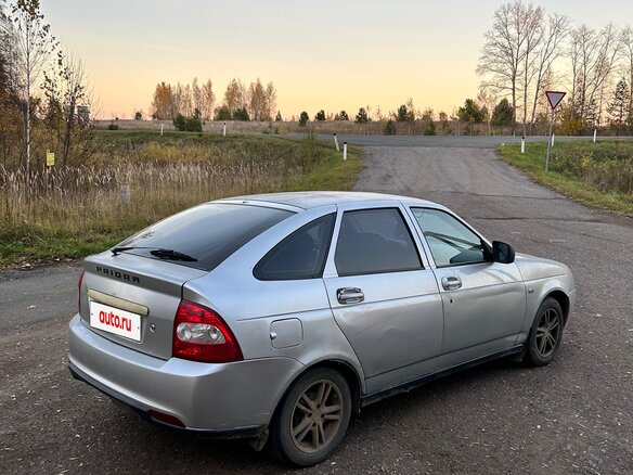 2010 Lada (ВАЗ) Priora I, серебристый, 110000 рублей - вид 3