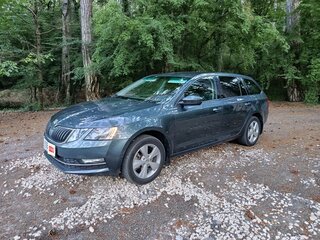 2017 Skoda Octavia III (A7) Рестайлинг, серый, 1400000 рублей, вид 1