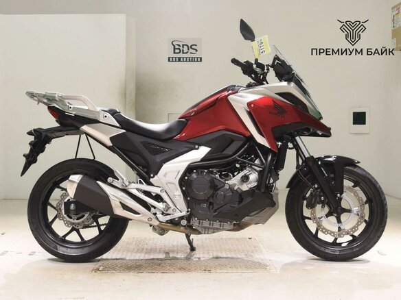 2024 Honda NC 750X, красный, 1047000 рублей