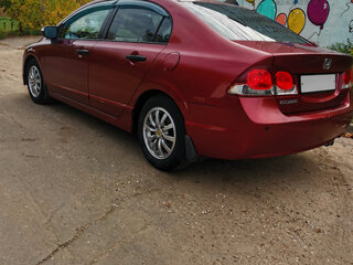 2009 Honda Civic VIII Рестайлинг, красный, 658000 рублей, вид 4