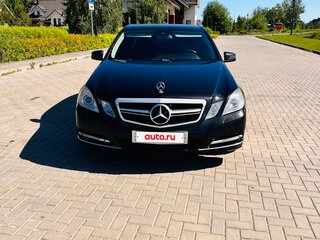 2011 Mercedes-Benz E-Класс 250 7G-Tronic IV (W212, S212, C207), чёрный, 1300000 рублей, вид 3