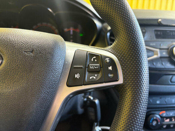 2018 Lada (ВАЗ) Vesta SW I, чёрный, 799000 рублей - вид 10