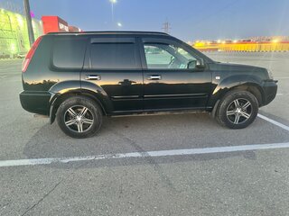 2006 Nissan X-Trail I Рестайлинг, чёрный, 640000 рублей, вид 3