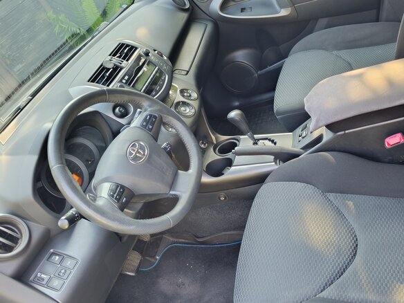 2011 Toyota RAV4 III (XA30) Рестайлинг, бежевый - вид 8