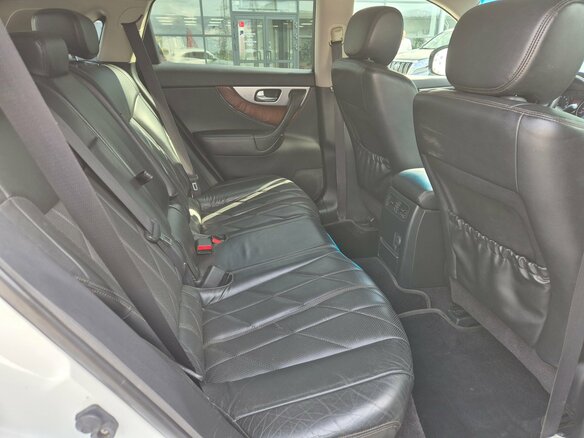 2011 Infiniti FX FX37 II (S51), белый - вид 7