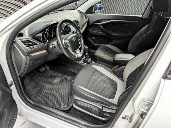 2020 Lada (ВАЗ) Vesta SW I, белый, 1125000 рублей - вид 10