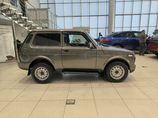 2016 Lada (ВАЗ) 2121 (4x4) Urban I Рестайлинг, коричневый, 480000 рублей, вид 4