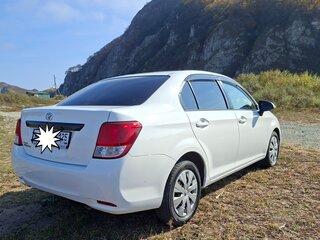 2014 Toyota Corolla Axio XI (E160, E170, E180), белый, 800000 рублей, вид 4