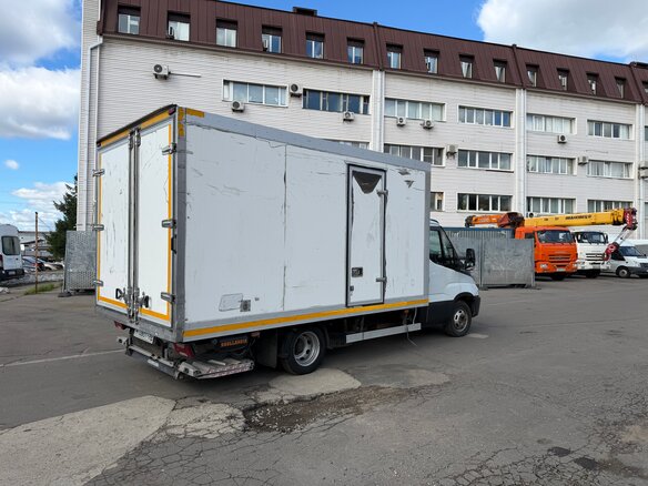 2017 Iveco Daily, белый, 1990000 рублей - вид 4