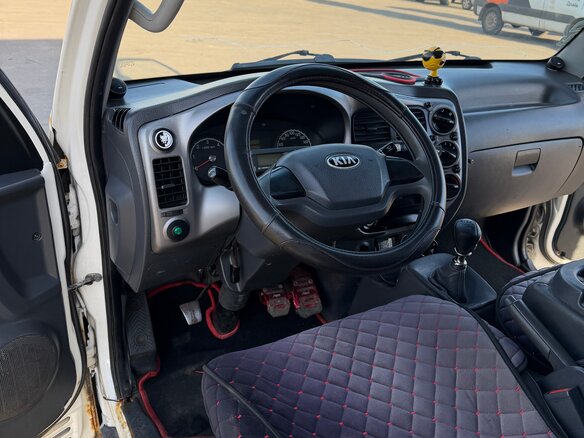 2013 Kia Bongo, белый, 1300000 рублей - вид 13
