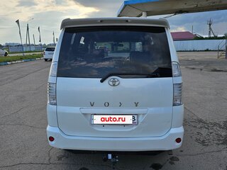 2006 Toyota Voxy I (R60), белый, 880000 рублей, вид 4