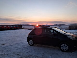 2013 Toyota Vitz III (XP130), чёрный, 850000 рублей, вид 5
