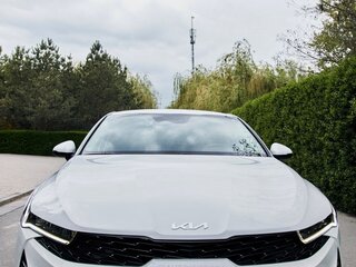 2021 Kia K5 LPi III, белый, 2650000 рублей, вид 4