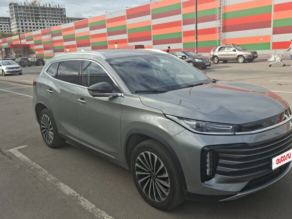 2023 Exeed TXL I Рестайлинг, серый, 2500000 рублей - вид 2