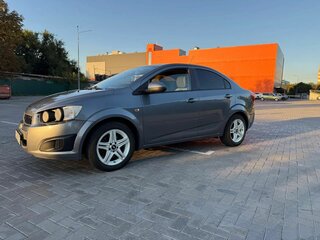 2013 Chevrolet Aveo II, серый, 550000 рублей, вид 2