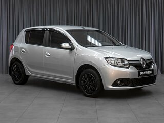 2015 Renault Sandero II, серый, 719000 рублей, вид 1