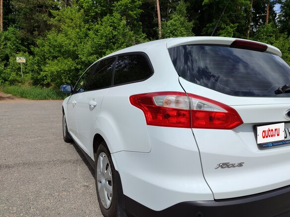 2013 Ford Focus III, белый - вид 6