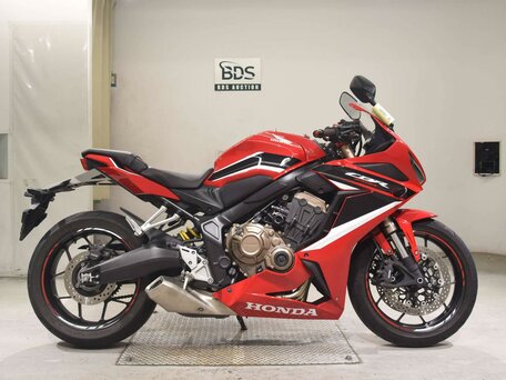 2022 Honda CBR 650R, красный, 977000 рублей, вид 2