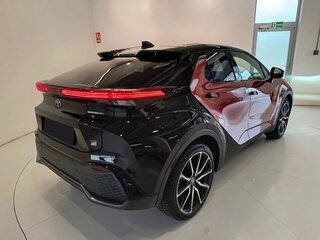 2025 Toyota C-HR II, красный, 2500606 рублей, вид 5