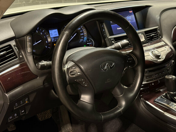 2011 Infiniti M37 IV, белый, 1400000 рублей - вид 12