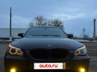 2006 BMW 5 серии 530i V (E60/E61), чёрный, 900000 рублей, вид 3