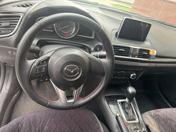 2013 Mazda 3 III (BM), коричневый, 1220000 рублей - вид 3