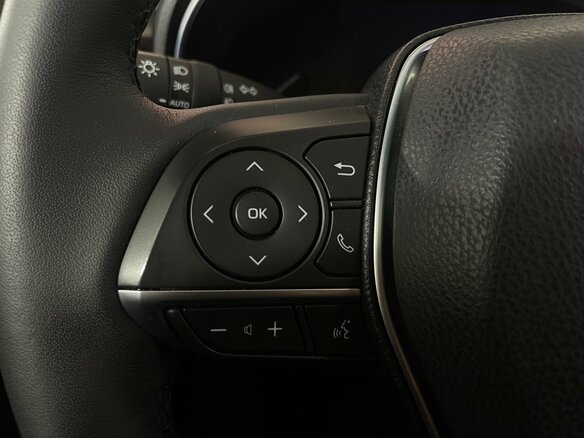 2022 Toyota Avalon V, чёрный, 3000000 рублей - вид 14