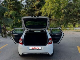 2012 Citroen C4 II, белый, 700000 рублей, вид 5