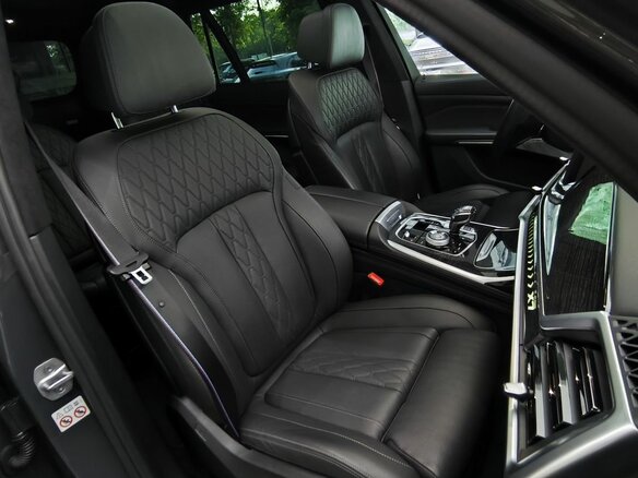 2022 Alpina XB7 G07 Рестайлинг, серый, 16640000 рублей - вид 25