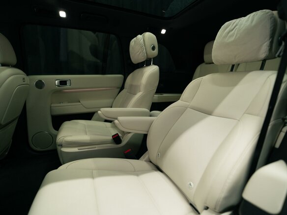 2025 Li Auto (Lixiang) L9 52.3 kWh I Рестайлинг, чёрный - вид 10
