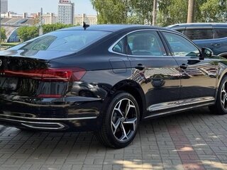 2022 Volkswagen Passat B8 Рестайлинг, чёрный, 2150000 рублей, вид 4