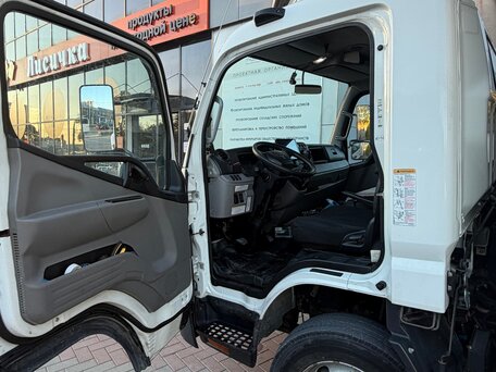 2020 Fuso (Mitsubishi) Canter, белый, 4550000 рублей, вид 5